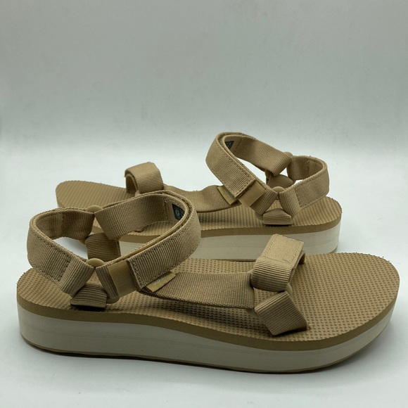 Teva Shoes Teva Womens Midform Lrk Natural Nude Hiking Sandals